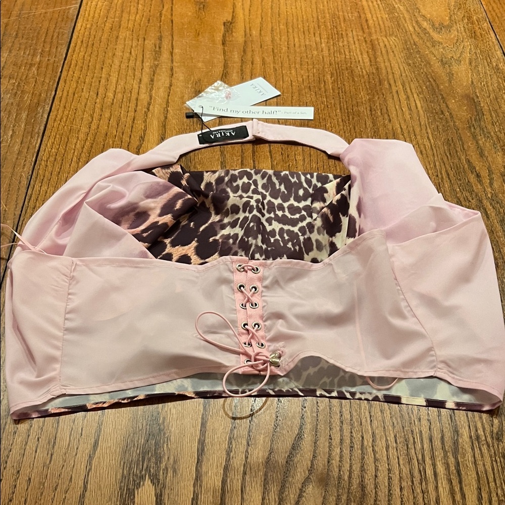 Akira Pink Leopard Print Halter Top with scoop neck size 1X - Picture 6 of 10